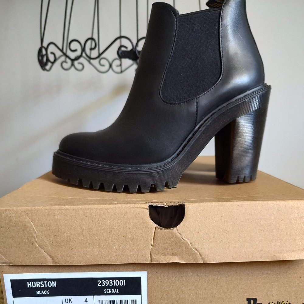 Doc Martens Thurston Leather Bootie